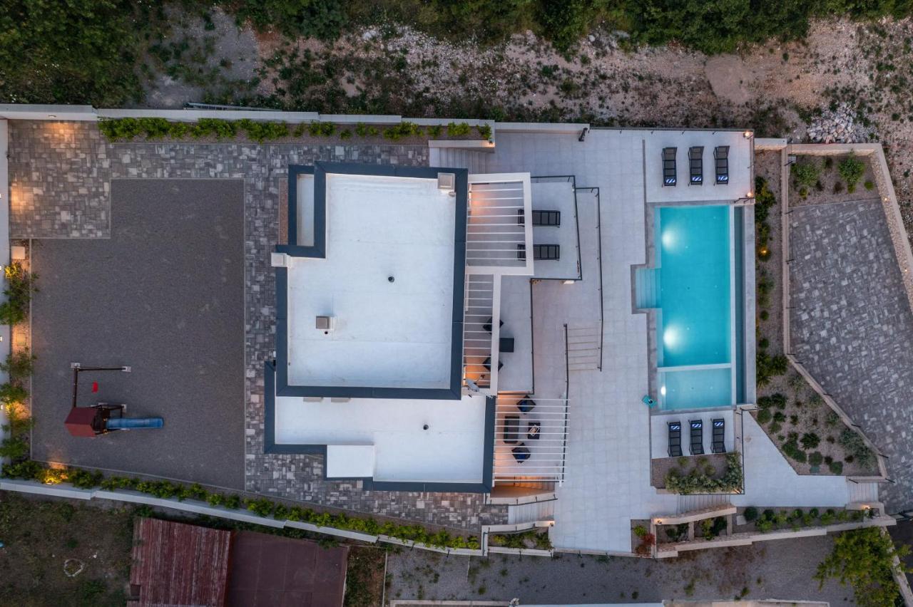 Villa Visum Šmrika Εξωτερικό φωτογραφία